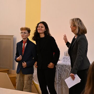 2025-12 Vánoční divadlo (Klikněte na první obrázek a uvidíte je všechny)